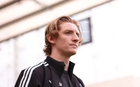 Key Decision Newcastle United Faces on Anthony Gordon for Bayer Leverkusen Clash Following Eddie Howe’s Insight