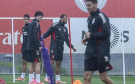 Defensive Doubts and Pavlidis Comeback: Benfica’s Predicted Lineup Against Moreirense