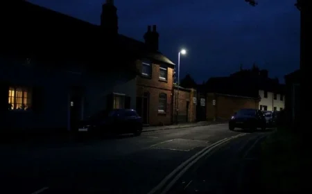 Hertfordshire Set to Reassess Street Lamp Policy Following Resident Petition