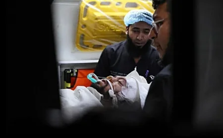 Bangladesh Uprising Leader Hadi in Critical Condition Warns Chief Adviser Yunus