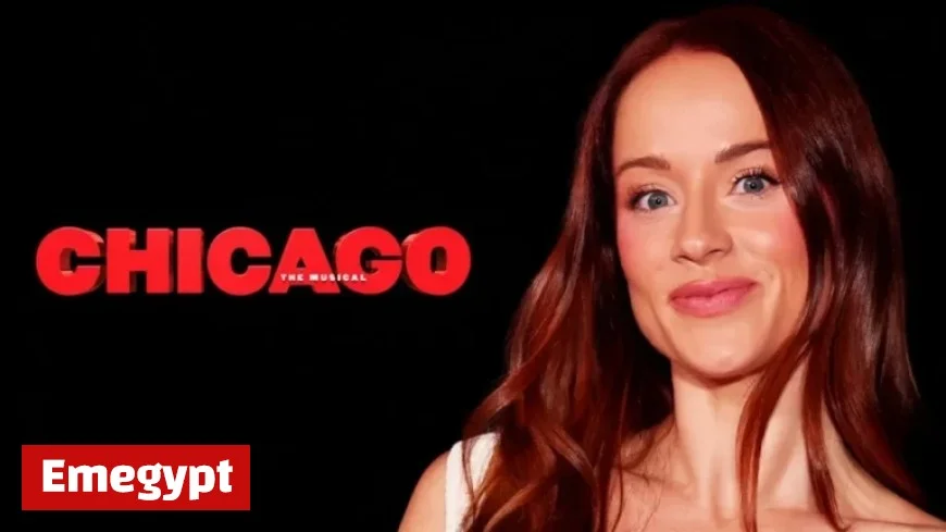 ‘Secret Lives Star Whitney Leavitt Joins Broadway’s ‘Chicago’ Debut’