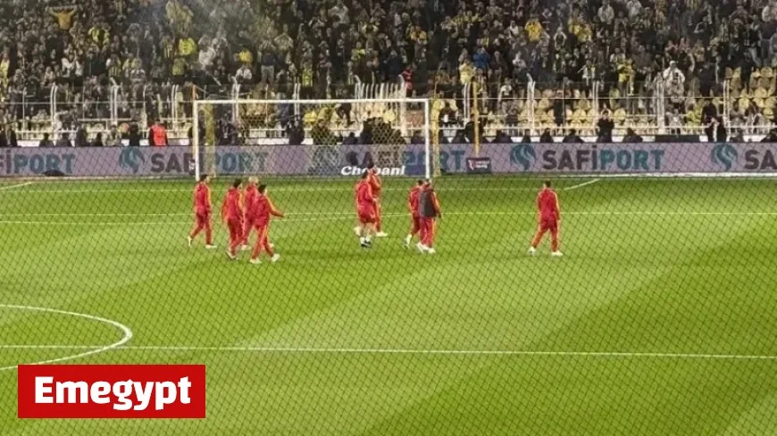 Stunning Scene in Kadıköy: Galatasaray Players Express Surprise