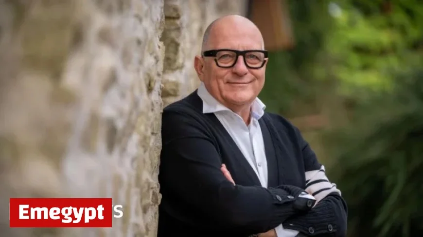 Renowned TV Architect Hugh Wallace Passes Away at 68