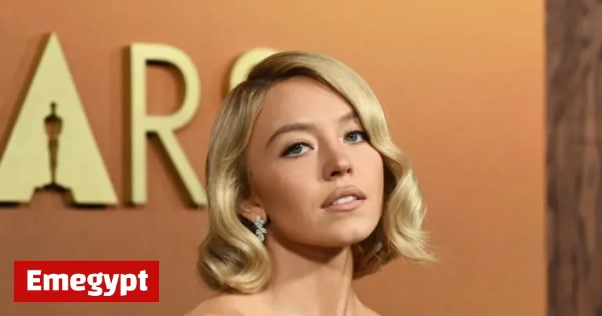 Sydney Sweeney Dons Shrek-Themed Lingerie for Thanksgiving Festivities