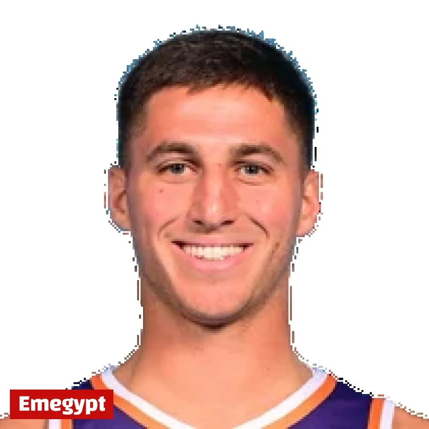 Collin Gillespie Leads Second Unit with 16 Points