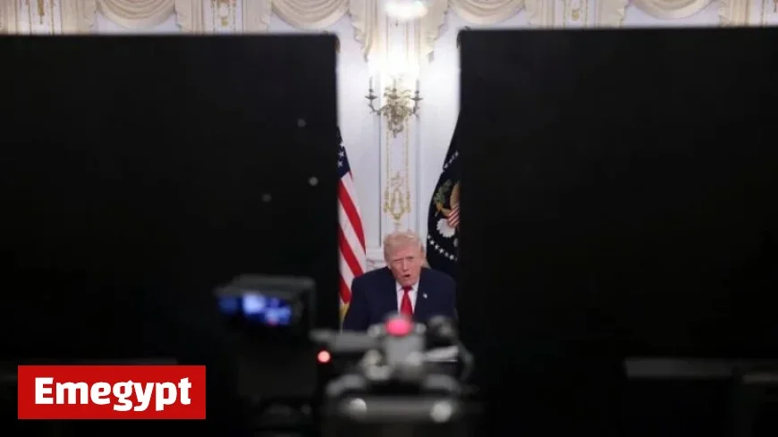 Trump Faces Venezuelan Crisis Amid Domestic Outcry Over Possible ‘War Crime’