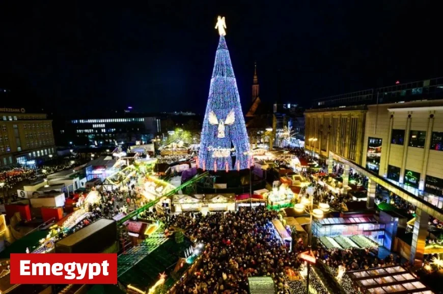 Christmas City Shines in Full Splendor