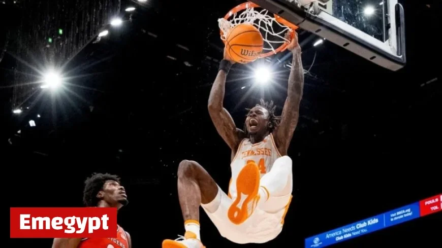 Tennessee vs. Syracuse: Top 13 Hoops Central Showdown
