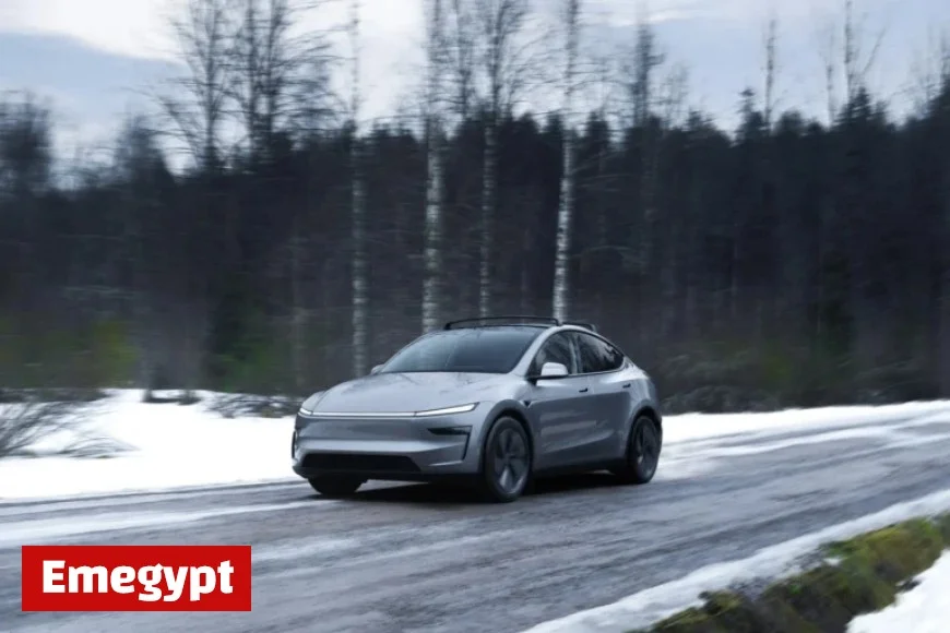 November Sees Record Nearly 100% Electric Vehicle Registrations