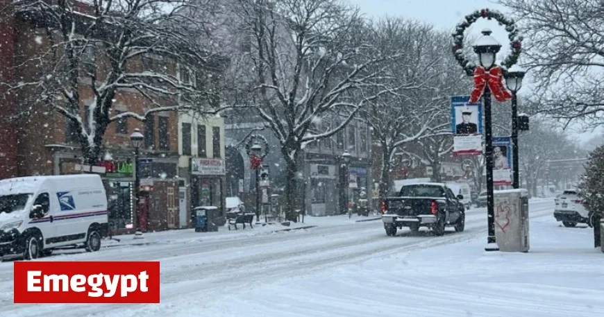 Snow Blankets the Region: Stunning Photos Captured