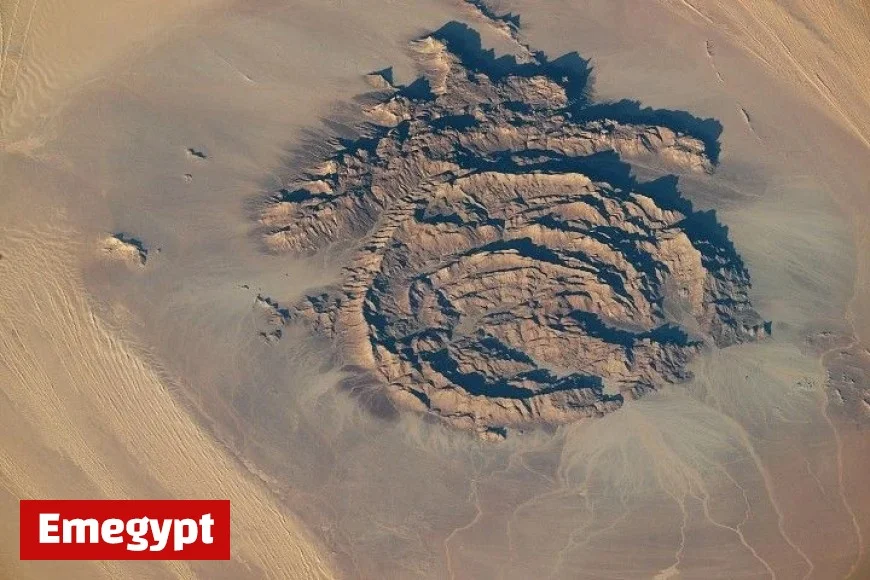 Rock Formations Uncovered in Sahara Desert