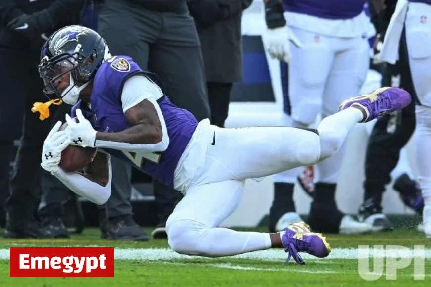 Captivating Photo Highlights Pittsburgh Steelers vs Baltimore Ravens Clash in Baltimore BAL20251207116