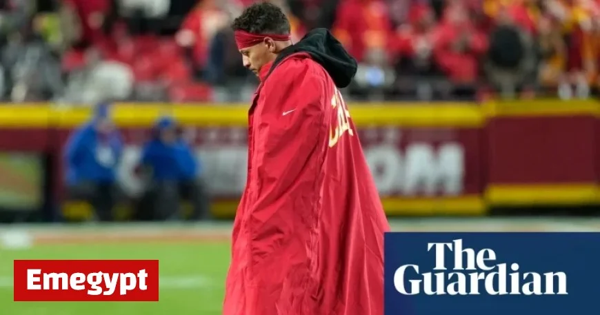 Kansas City Chiefs Struggle with Age and Innovation as Once Formidable Team Now Appears Old and Tired