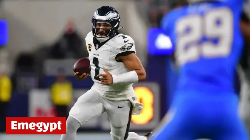 Jalen Hurts Achieves Unbelievable Feat with Two Turnovers in One Play for 2025 Eagles