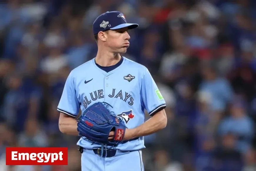Blue Jays $45M Pitcher Likely to Exit Toronto Following Dylan Cease Agreement