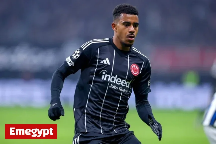 Toppmöller Implements Four Changes with Knauff Leading the Attack