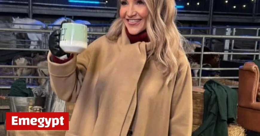 Get Helen Skelton’s Stylish Winter Look with a High Street Scarf Coat Now Over £100 Off