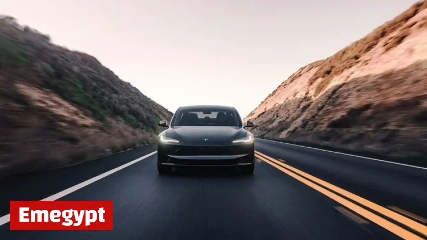 Tesla Stock Eyes New Buy Point Will Driverless Robotaxis Ignite Investor Excitement